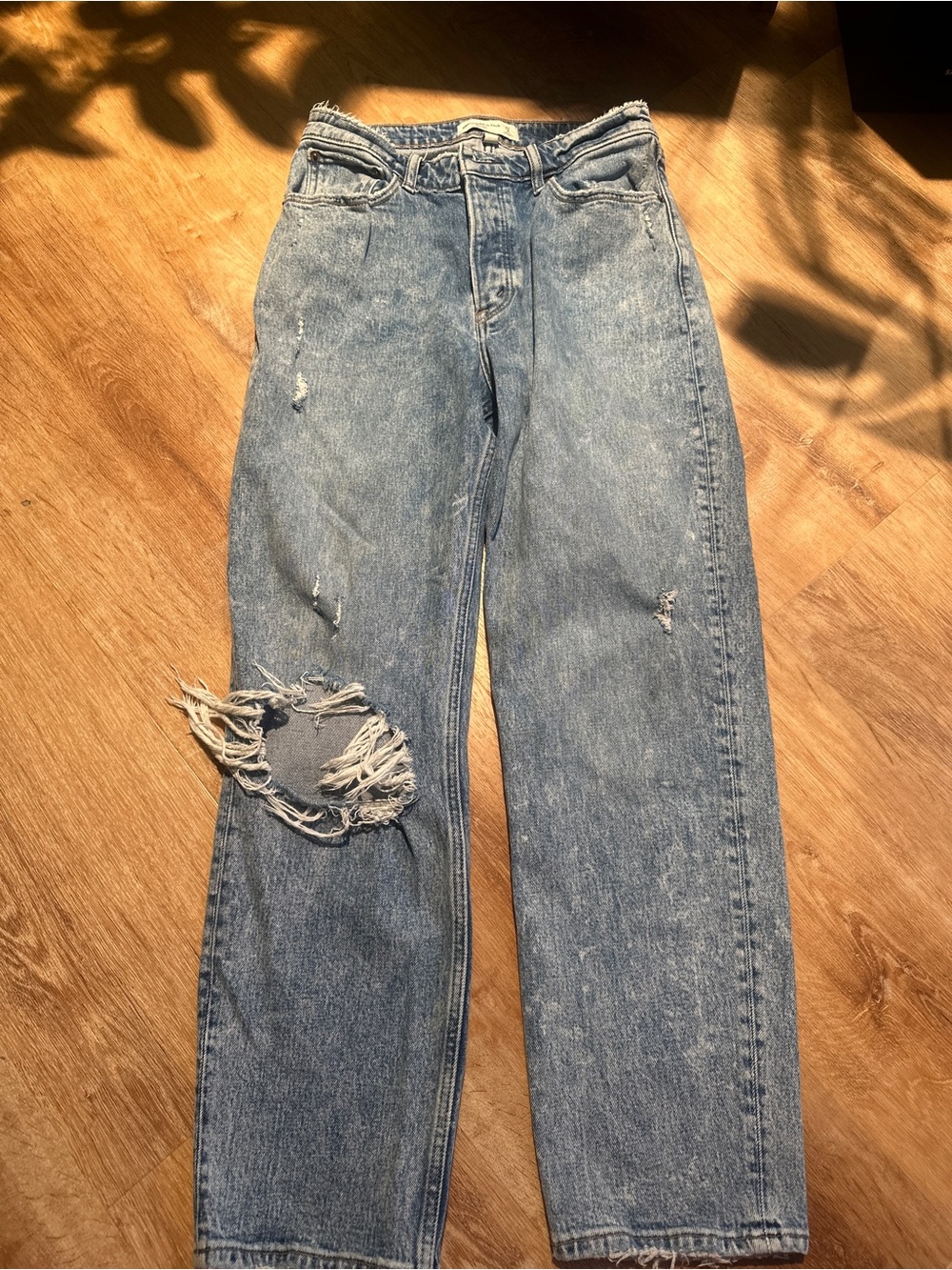 Abercrombie High-Waist Distressed “Dad”Women’s Jeans — Light Blue